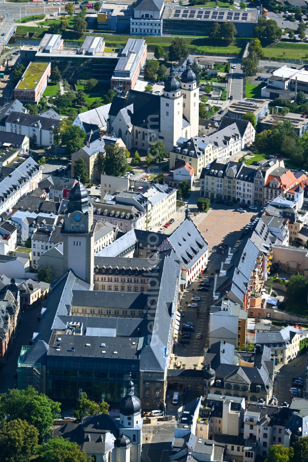 Aerial photograph Plauen - Town Hall building of the City Council at the market downtown in Plauen in Vogtland in the state Saxony, Germany