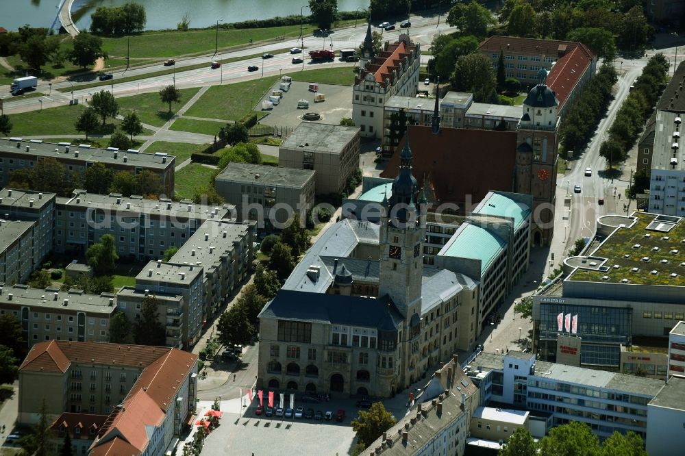 Dessau from the bird's eye view: Town Hall building of the City Council at the market downtown in Dessau in the state Saxony-Anhalt, Germany