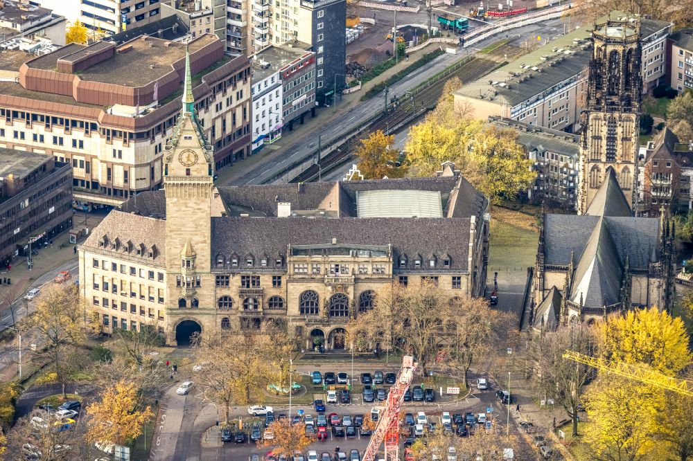 Aerial photograph Duisburg - Town Hall building of the City Council at the market downtown in the district Altstadt in Duisburg at Ruhrgebiet in the state North Rhine-Westphalia, Germany