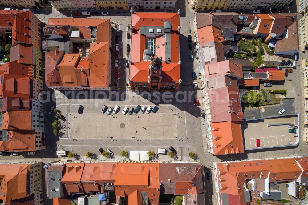 Kamenz from the bird's eye view: Town Hall building of the City Council at the market downtown in Kamenz in the state Saxony, Germany