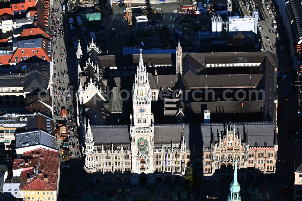 München from the bird's eye view: Town Hall building of the City Council at the market downtown on place Marienplatz in the district Altstadt in Munich in the state Bavaria, Germany
