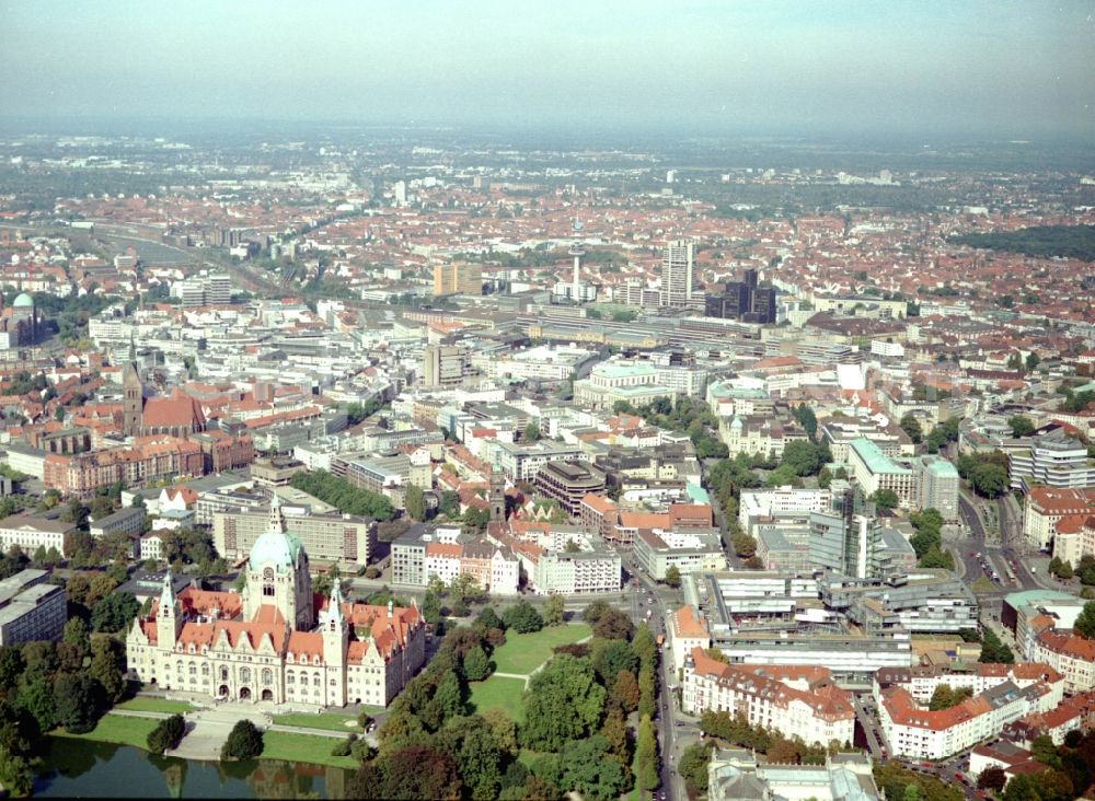 Hannover from above - City hall and administration building Neues Rathaus on Trammplatz square in Hannover in the state of Lower Saxony. The building is located on the pond Maschteich in the historical city center