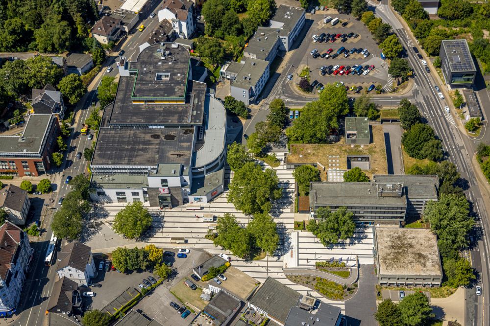 Aerial photograph Gevelsberg - Building of the town hall of the city administration of the city of Gevelsberg on the town hall square in Gevelsberg in the Ruhr area in the state of North Rhine-Westphalia, Germany