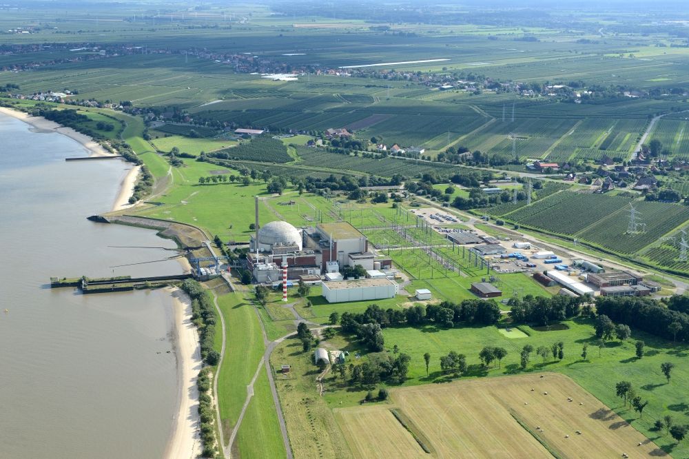 Aerial image Stade - Building the decommissioned reactor units and systems of the NPP - NPP nuclear power plant in Stadersand in the state Lower Saxony