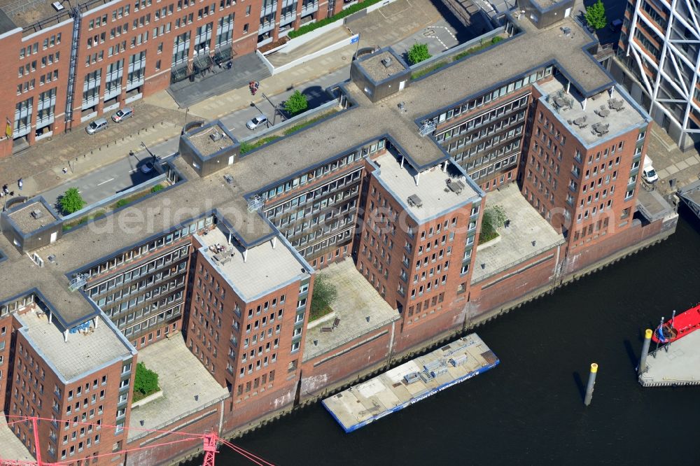 Hamburg from above - Building a house - and commercial building construction on Kaiserkai in HafenCity Hamburg