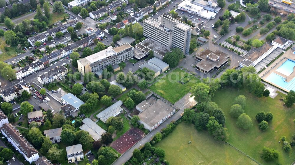 Aerial image Bonn - Group of buildings of the former pedagogical faculty of the Rheinische Friedrich-Wilhelms-Universitaet Bonn in Bonn in the state North Rhine-Westphalia, Germany. The buildings are partly empty and are to be demolished to make way for new buildings