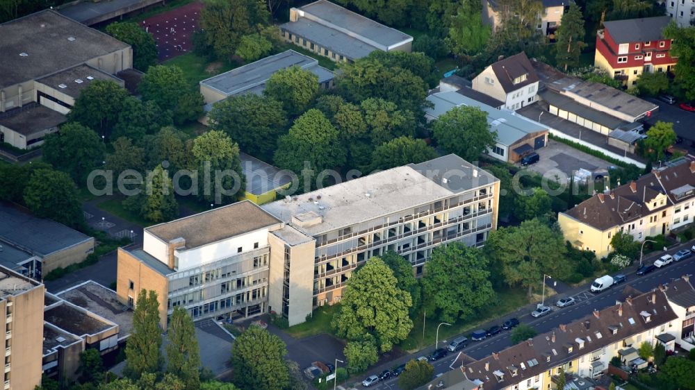 Bonn from above - Group of buildings of the former pedagogical faculty of the Rheinische Friedrich-Wilhelms-Universitaet Bonn in Bonn in the state North Rhine-Westphalia, Germany. The buildings are partly empty and are to be demolished to make way for new buildings