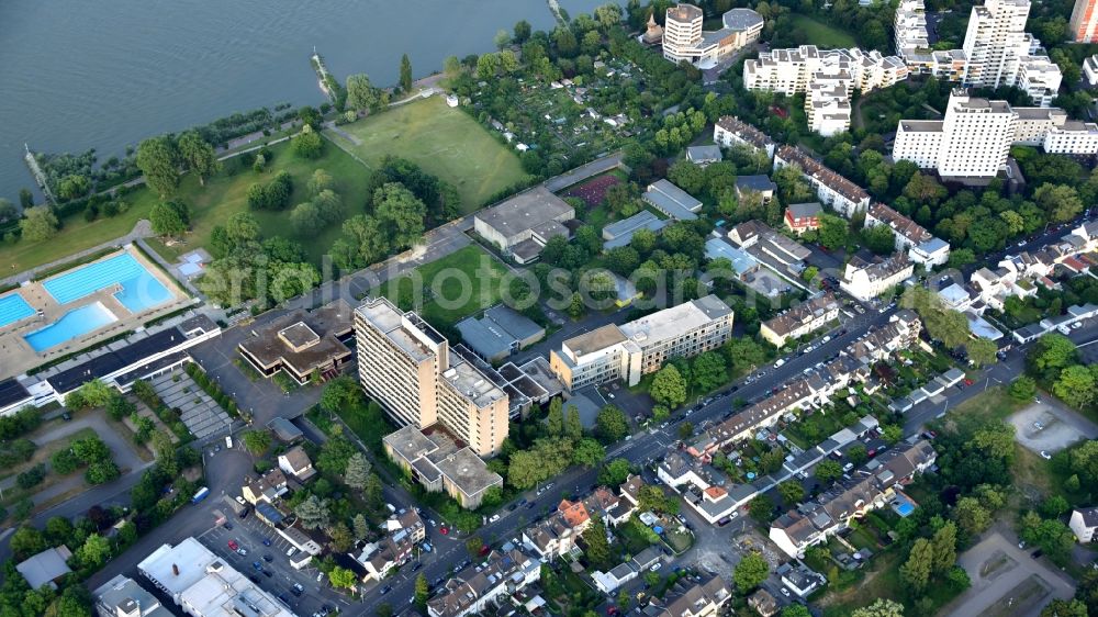 Aerial image Bonn - Group of buildings of the former pedagogical faculty of the Rheinische Friedrich-Wilhelms-Universitaet Bonn in Bonn in the state North Rhine-Westphalia, Germany. The buildings are partly empty and are to be demolished to make way for new buildings