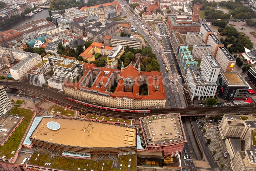 Aerial image Berlin - Building complex of the court Amtsgericht Mitte and Landgericht Berlin - Dienststelle Littenstrasse in district Mitte in Berlin, Germany