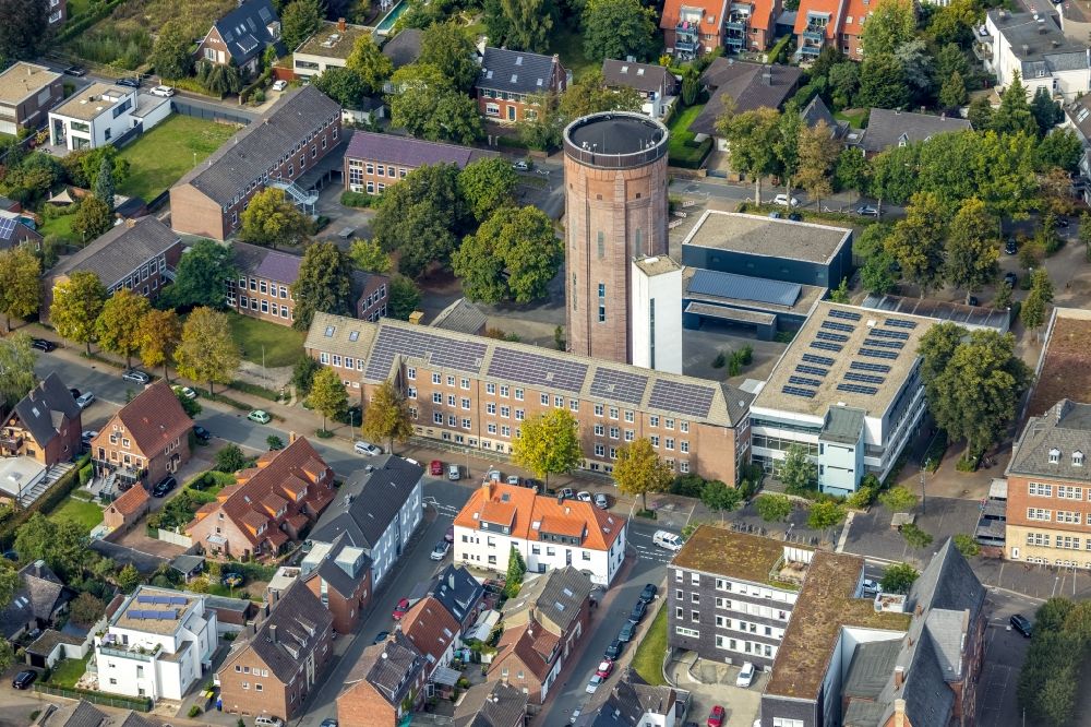 Bocholt from the bird's eye view: Building complex of the Vocational School Berufskolleg on Wasserturm on Herzogstrasse in Bocholt in the state North Rhine-Westphalia, Germany