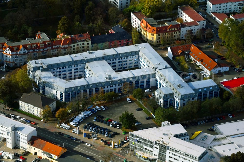 Aerial image Magdeburg - Building complex of the Vocational School on Jordanstrasse - Halberstaedter Strasse in the district Sudenburg in Magdeburg in the state Saxony-Anhalt, Germany