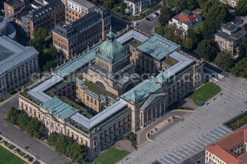 Aerial photograph Leipzig - Building complex of the Bundesverwaltungsgericht on Simsonplatz court in the district Zentrum-Sued in Leipzig in the state Saxony