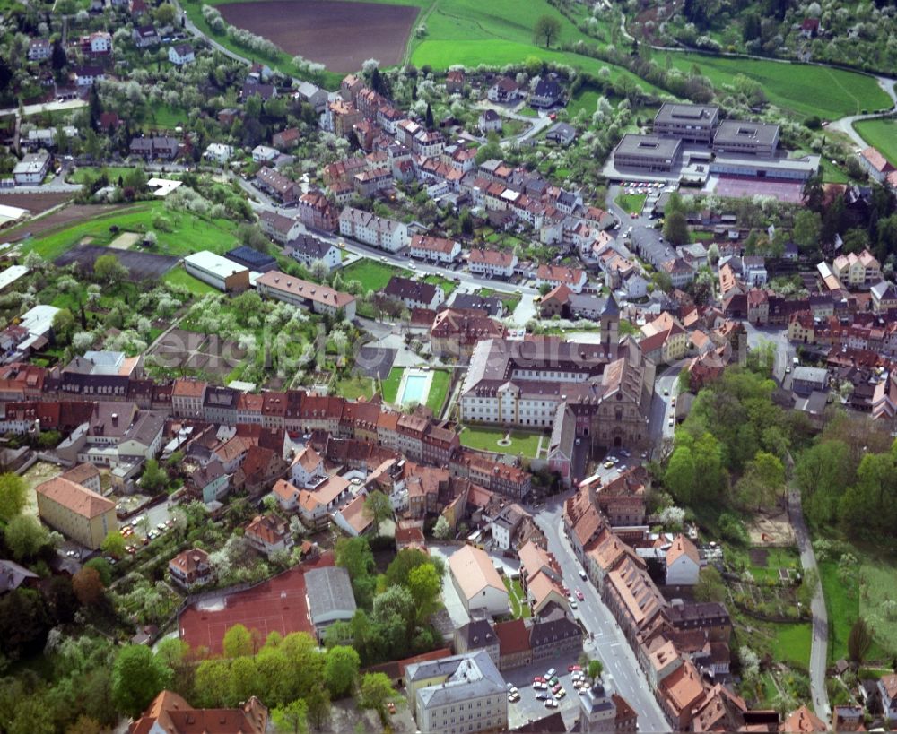 Aerial photograph Straubing - Building complex of the former monastery and today Kirche in the district Gstuett in Straubing in the state Bavaria, Germany