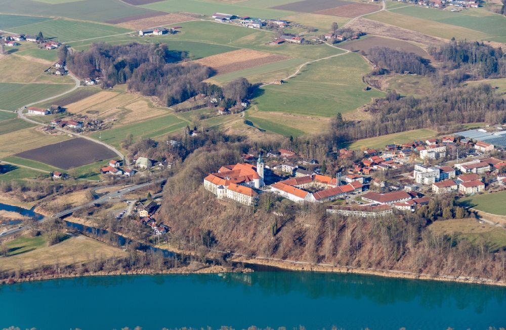 Wasserburg am Inn from the bird's eye view: Building complex of the former monastery and today Pfarramt St. Michael Attel in Wasserburg am Inn in the state Bavaria, Germany