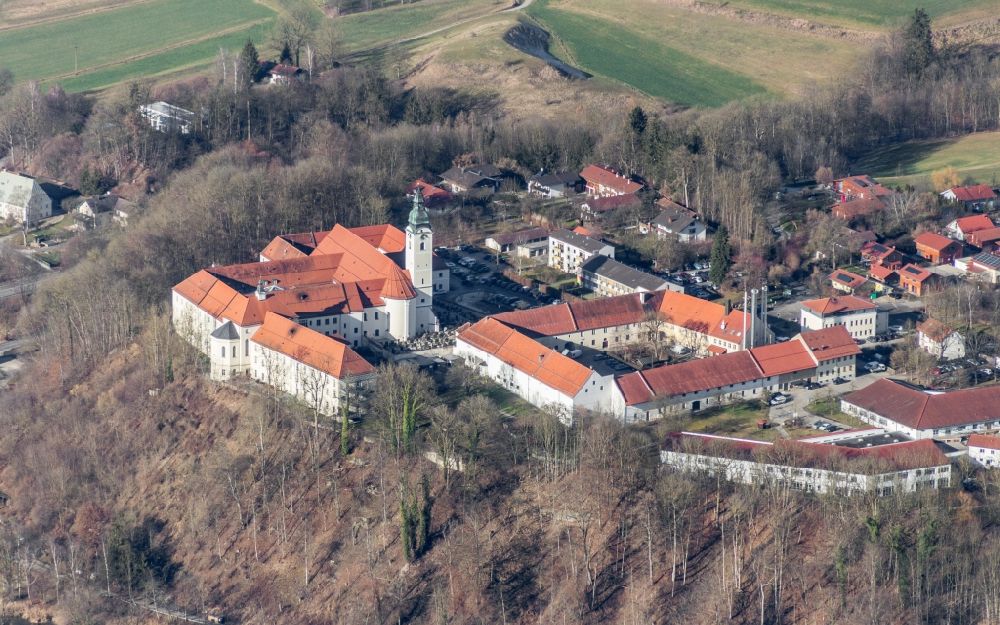 Aerial photograph Wasserburg am Inn - Building complex of the former monastery and today Pfarramt St. Michael Attel in Wasserburg am Inn in the state Bavaria, Germany