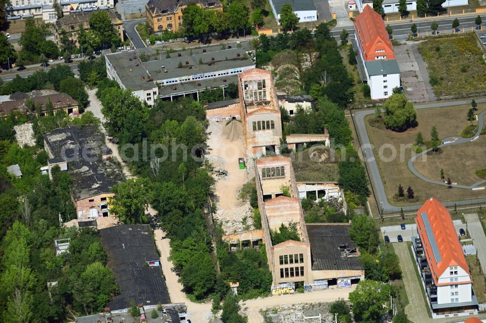 Aerial image Leipzig - Building complex of the former military barracks along the Ruegener Strasse in the district Moeckern in Leipzig in the state Saxony, Germany