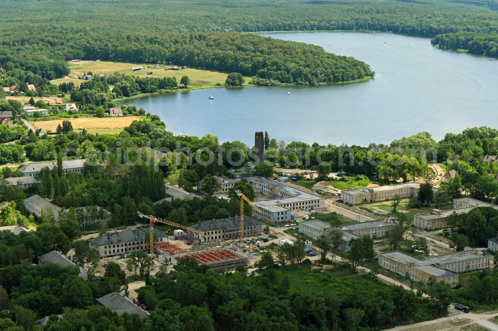 Aerial photograph Fahrland - Building complex of the former military barracks of Entwicklungstraeger Potsdam GmbH on Krampnitzsee in Fahrland in the state Brandenburg, Germany