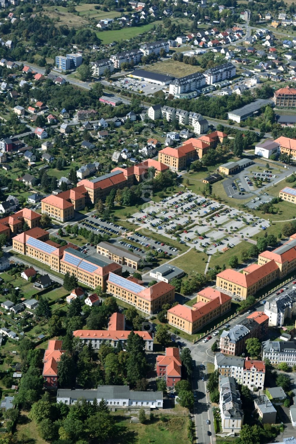 Aerial photograph Plauen - Building complex of the former military barracks Offiziershochschule (OHS) der Grenztruppender DDR in Plauen in the state Saxony
