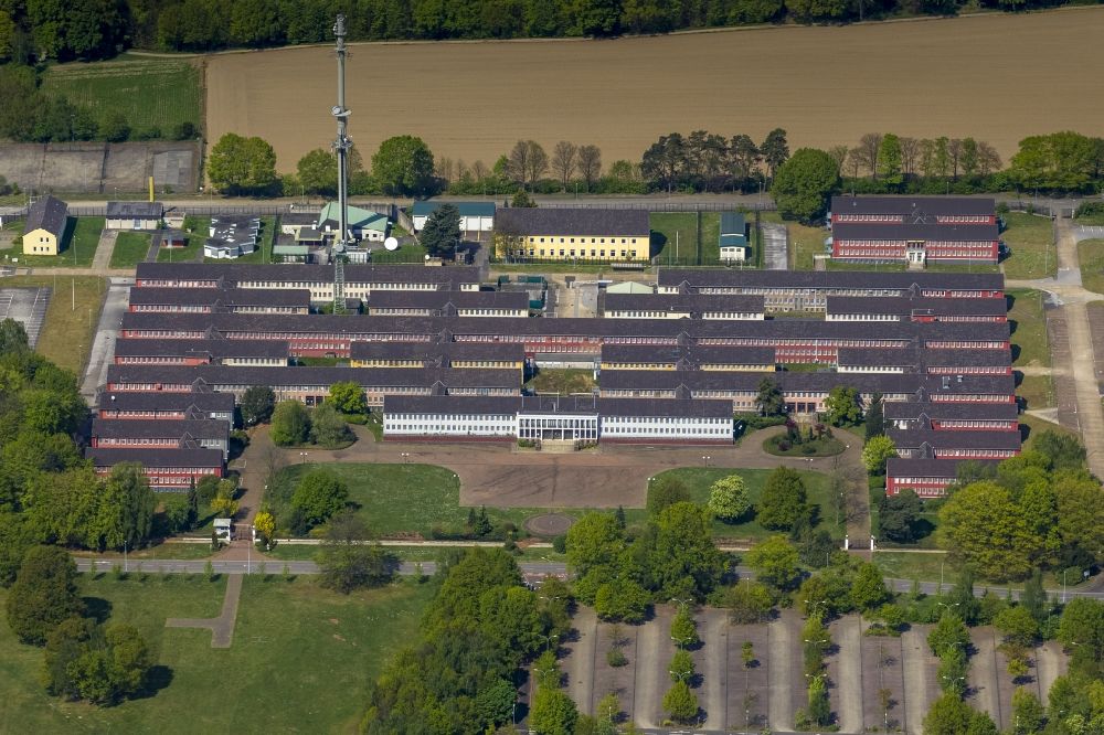 Aerial photograph Mönchengladbach - Building complex on the former barracks of the British Army of the Rhine - JHQ site in Rheindahlen as the venue of the Rock am Ring in Mönchengladbach in North Rhine-Westphalia