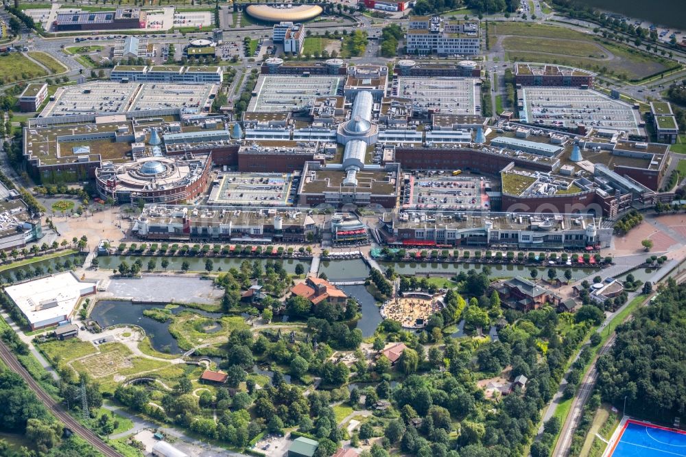 Oberhausen from the bird's eye view: Building complex of the shopping mall Centro in Oberhausen at Ruhrgebiet in the state of North Rhine-Westphalia