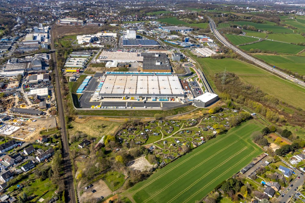 Rüdinghausen from the bird's eye view: Building complex and grounds of the logistics center with a new Amazon building on Menglinghauser Strasse - Siemensstrasse in Ruedinghausen at Ruhrgebiet in the state North Rhine-Westphalia, Germany