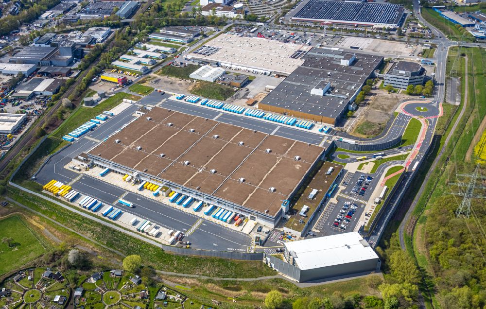 Rüdinghausen from above - Building complex and grounds of the logistics center with a new Amazon building on Menglinghauser Strasse - Siemensstrasse in Ruedinghausen at Ruhrgebiet in the state North Rhine-Westphalia, Germany
