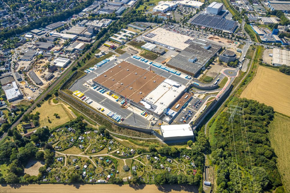 Aerial image Witten - building complex and grounds of the logistics center with a new Amazon building on Menglinghauser Strasse - Siemensstrasse in the district Ruedinghausen in Witten at Ruhrgebiet in the state North Rhine-Westphalia, Germany
