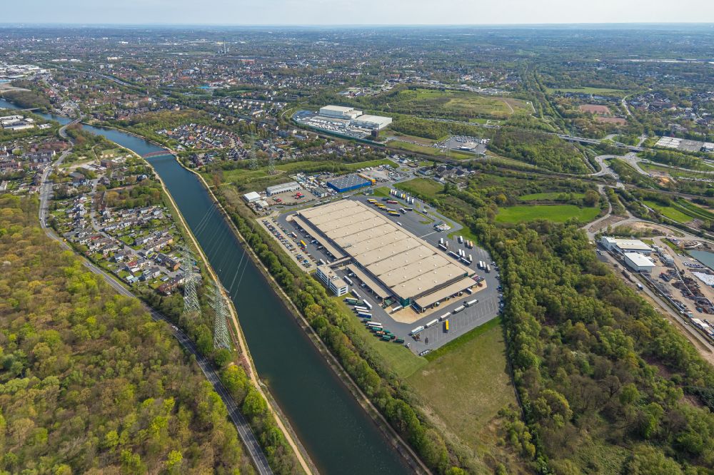 Herne from above - Building complex and grounds of the logistics center of Duvenbeck Consulting GmbH & Co. KG on Schlossstrasse in Herne in the state North Rhine-Westphalia, Germany