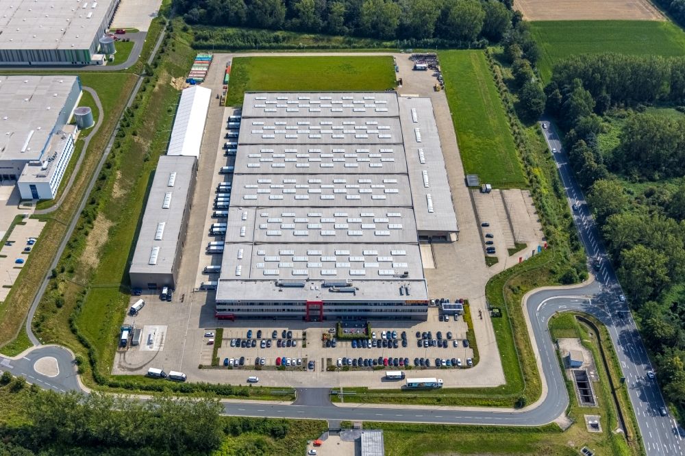 Bergkamen from above - Building complex and grounds of the logistics center along the highway BAB A2 in Bergkamen in the state North Rhine-Westphalia, Germany