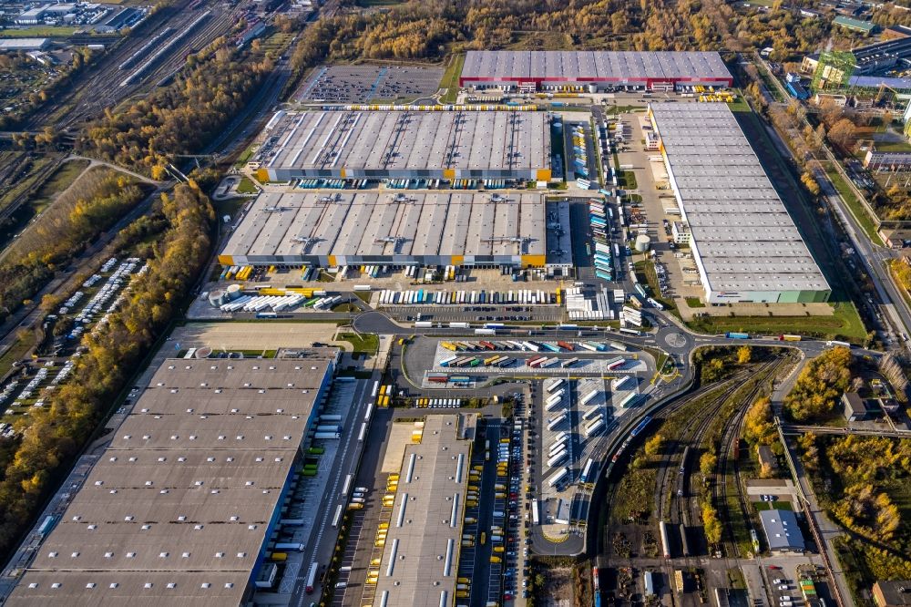 Aerial photograph Dortmund - Building complex and grounds of the logistics center along the Warmbreitbandstrasse and Kaltbandstrasse in Dortmund in the state North Rhine-Westphalia, Germany