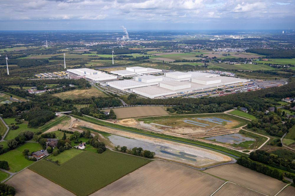 Aerial photograph Dortmund - Building complex and grounds of the logistics center IKEA in the district of Ellinghausen in Dortmund in the Ruhr area in the state North Rhine-Westphalia, Germany