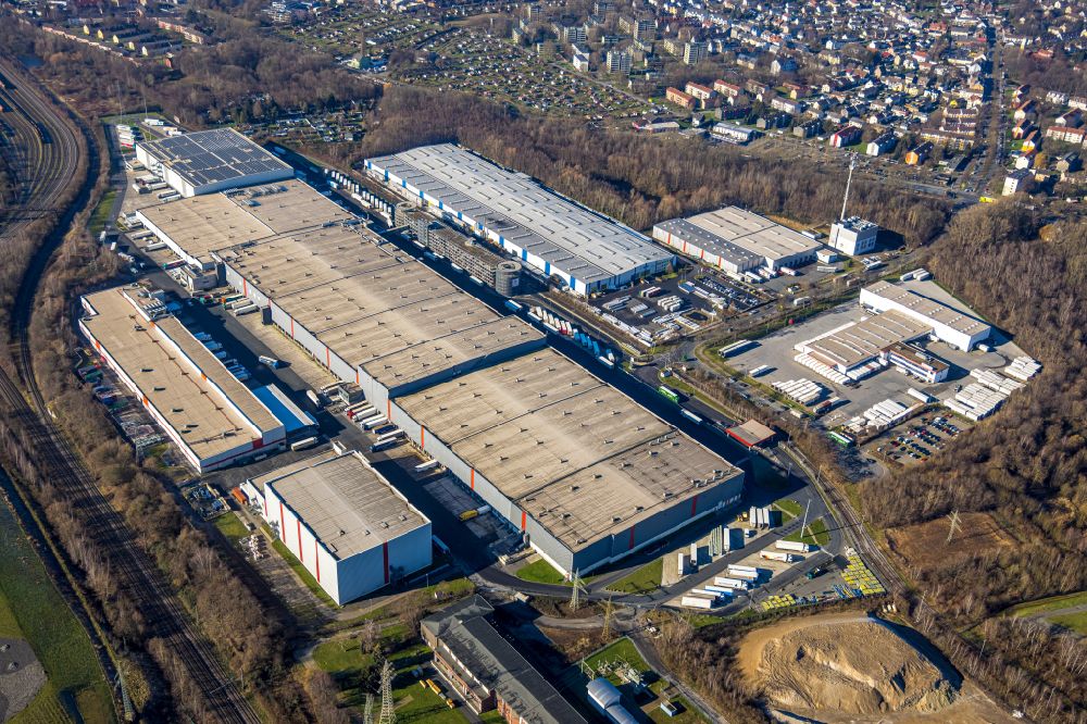Aerial image Dortmund - Building complex and grounds of the logistics center Kaufland Logistik VZ GmbH & Co. KG on street Feineisenstrasse in the district Westfalenhuette in Dortmund at Ruhrgebiet in the state North Rhine-Westphalia, Germany