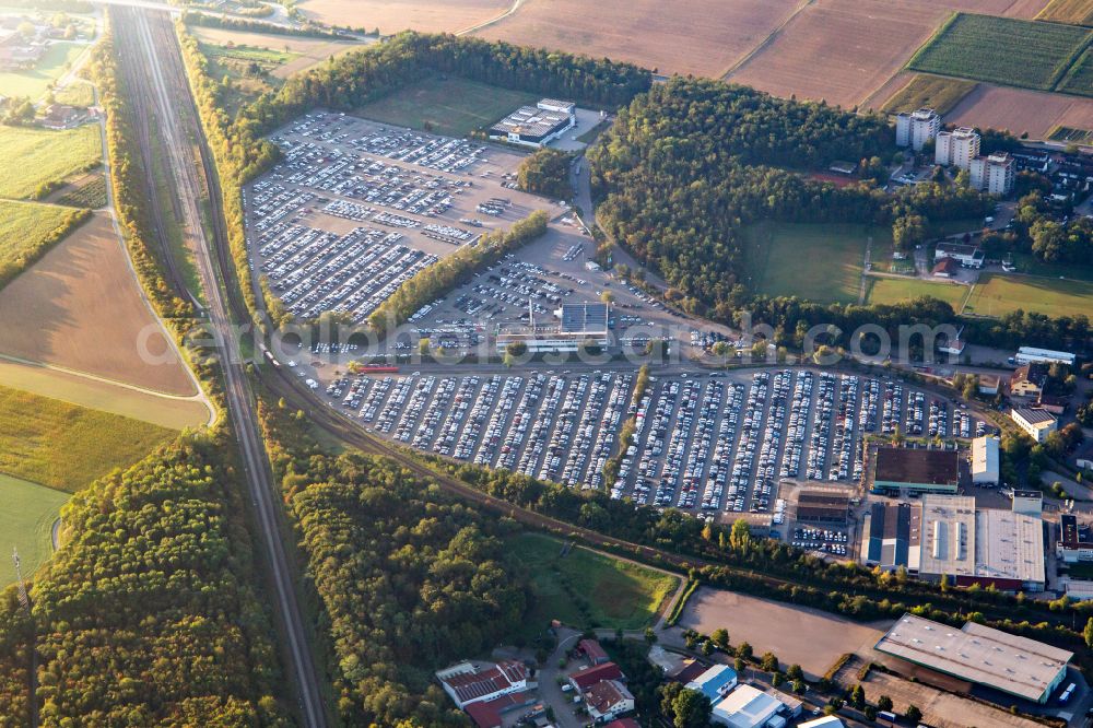 Aerial photograph Illingen - Building complex and grounds of the logistics center Mosolf Horst GmbH & Co. KG and Alfred Kaercher SE & Co. KG on Wilhelmstrasse in Illingen in the state Baden-Wuerttemberg