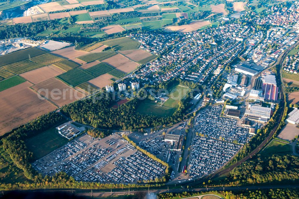 Illingen from above - Building complex and grounds of the logistics center Mosolf Horst GmbH & Co. KG and Alfred Kaercher SE & Co. KG on Wilhelmstrasse in Illingen in the state Baden-Wuerttemberg