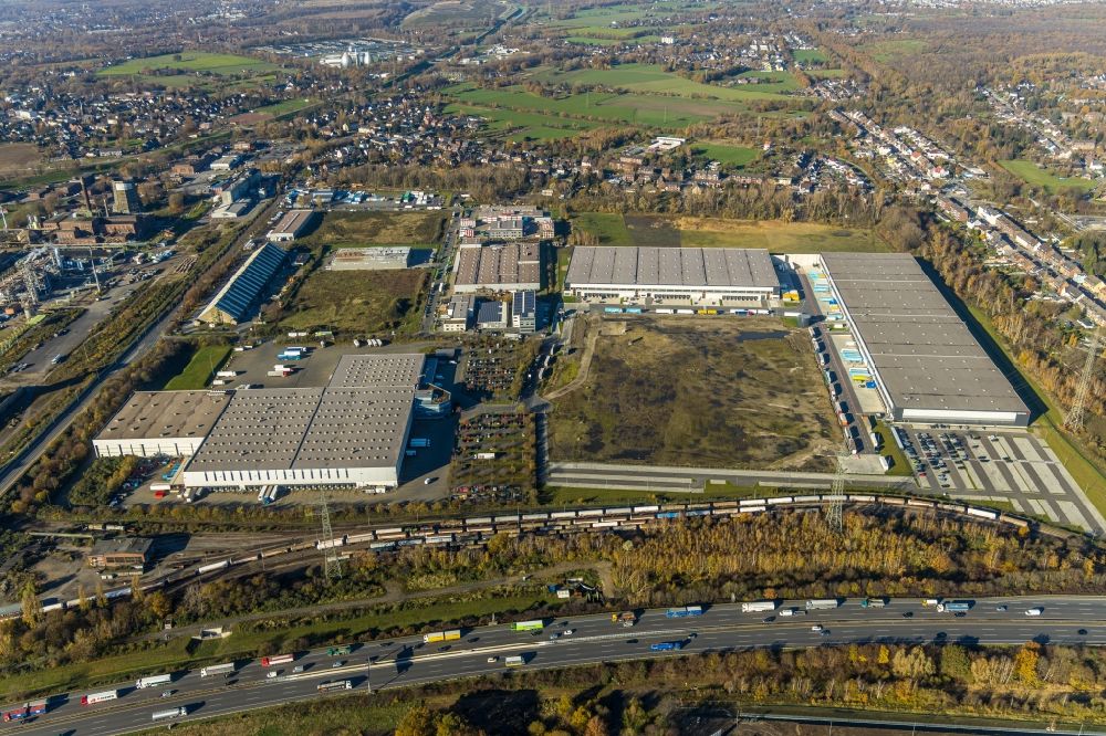 Aerial photograph Oberhausen - Building complex and grounds of the logistics center Im Waldteich in Oberhausen in the state North Rhine-Westphalia, Germany