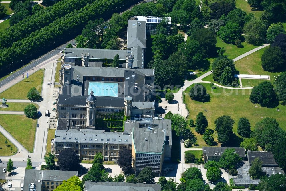 Aerial photograph Hannover - Building complex of the university Wilhelm Buechner Hochschule on Welfengarten in Hannover in the state Lower Saxony, Germany