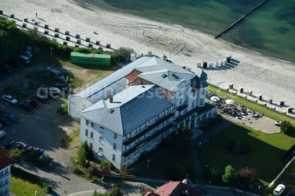 Aerial photograph Kühlungsborn - Complex of the hotel building Hansa-Haus in Kuehlungsborn in the state Mecklenburg - Western Pomerania, Germany