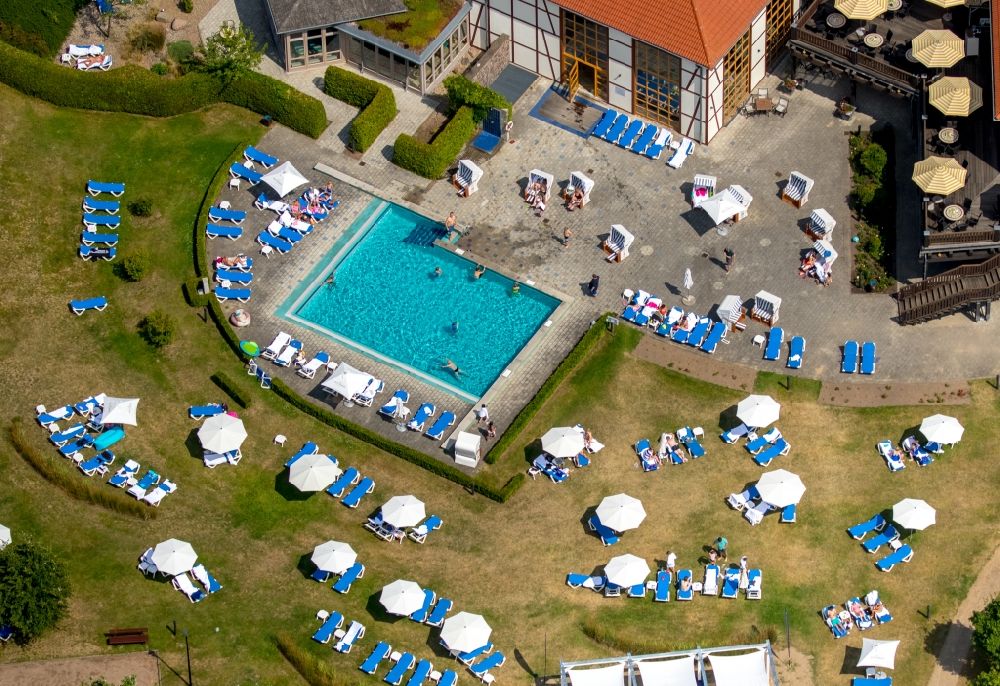 Aerial image Göhren-Lebbin - Complex of the hotel building Robinson Club Fleesensee with pools in Goehren-Lebbin in the state Mecklenburg - Western Pomerania