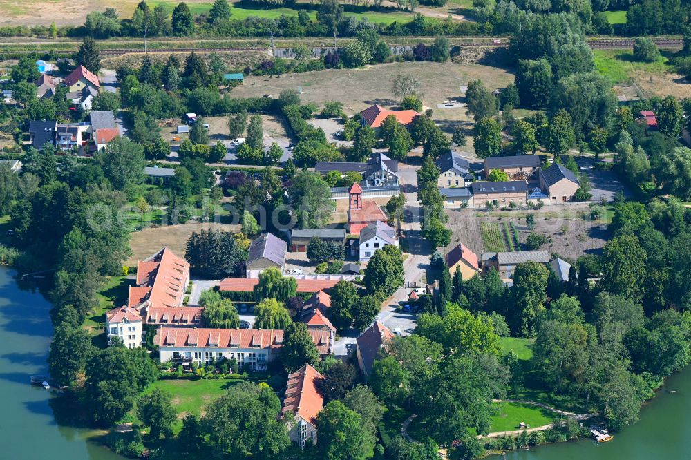 Aerial photograph Kemnitz - Complex of the hotel building Zum Rittmeister on street Seestrasse in Kemnitz in the state Brandenburg, Germany
