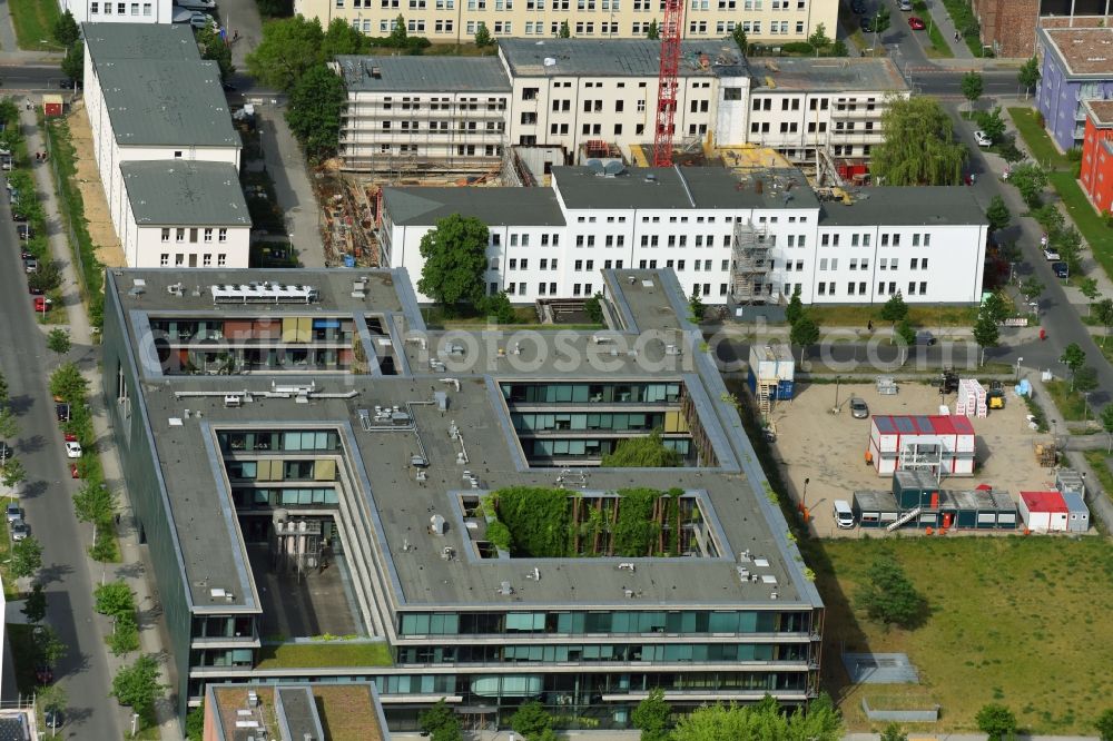 Berlin from the bird's eye view: Building complex of the Institute HUB Institut fuer Physik on Newtonstrasse in the district Johannesthal in Berlin, Germany