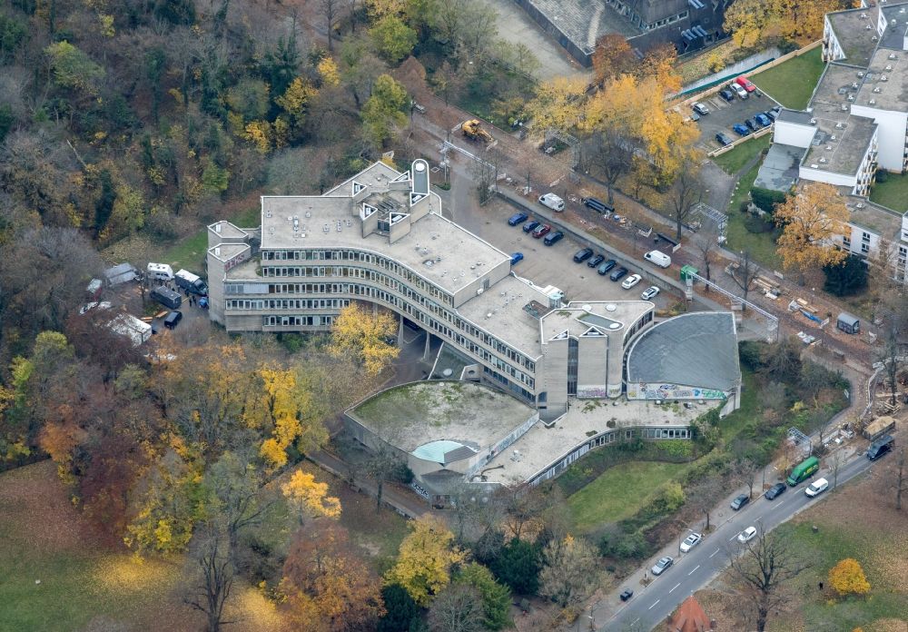 Aerial photograph Berlin - Building complex of the Institute fuer Hygiene and Umweltmedizin in Berlin, Germany