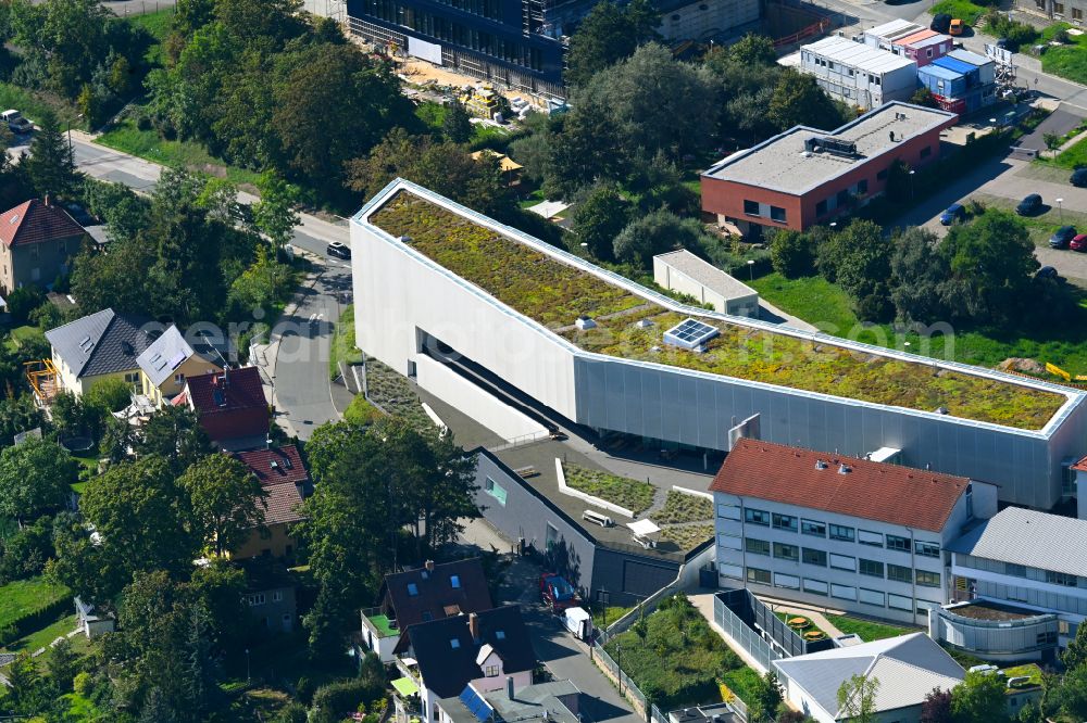Aerial image Jena - Building complex of the Institute Leibniz-Institut fuer Alternsforschung - Fritz-Lipmann- Institut e.V. on street Beutenbergstrasse in the district Winzerla in Jena in the state Thuringia, Germany