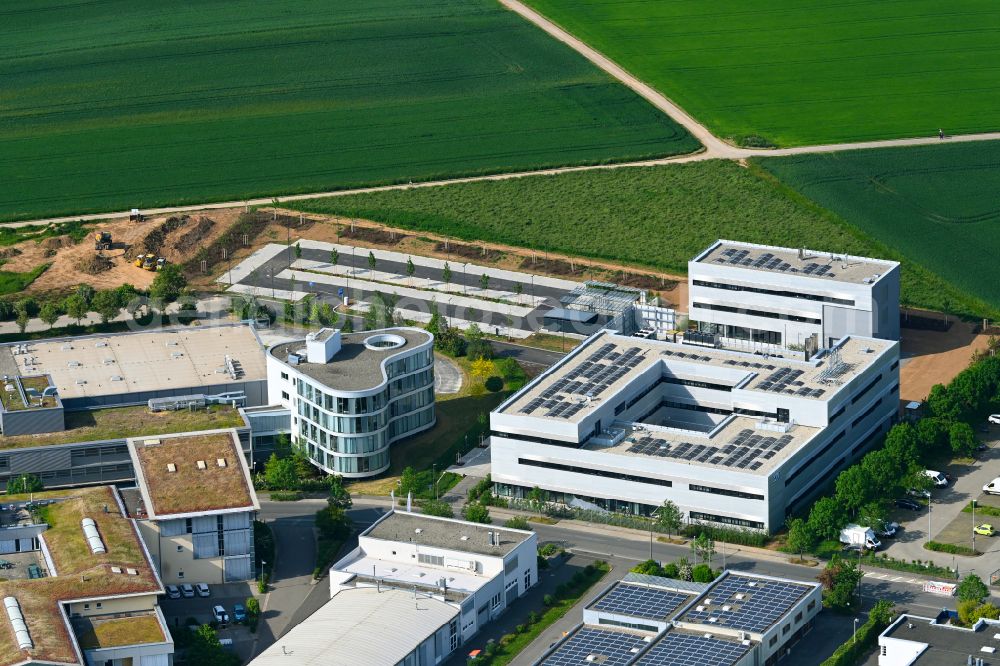 Aerial photograph Würzburg - Building complex of the Institute SKZ - Das Kunststoffzentrum on street Friedrich-Bergius-Ring in the district Lengfeld in Wuerzburg in the state Bavaria, Germany