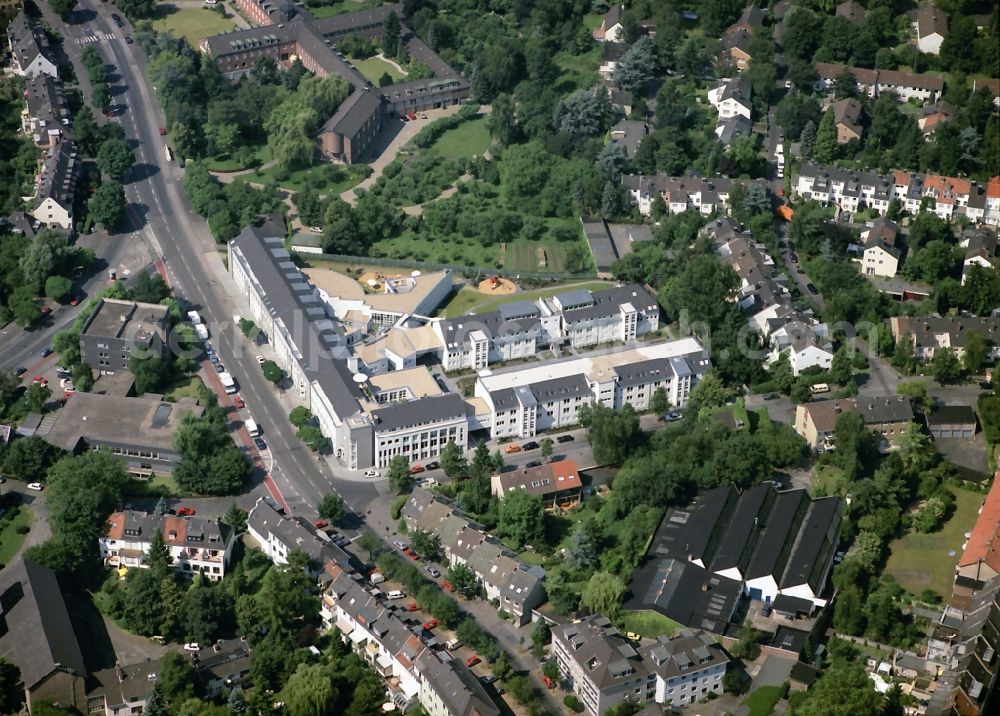 Aerial image Köln - Building complex of the Institute Zentrum fuer Klinische Studien in the district Lindenthal in Cologne in the state North Rhine-Westphalia, Germany