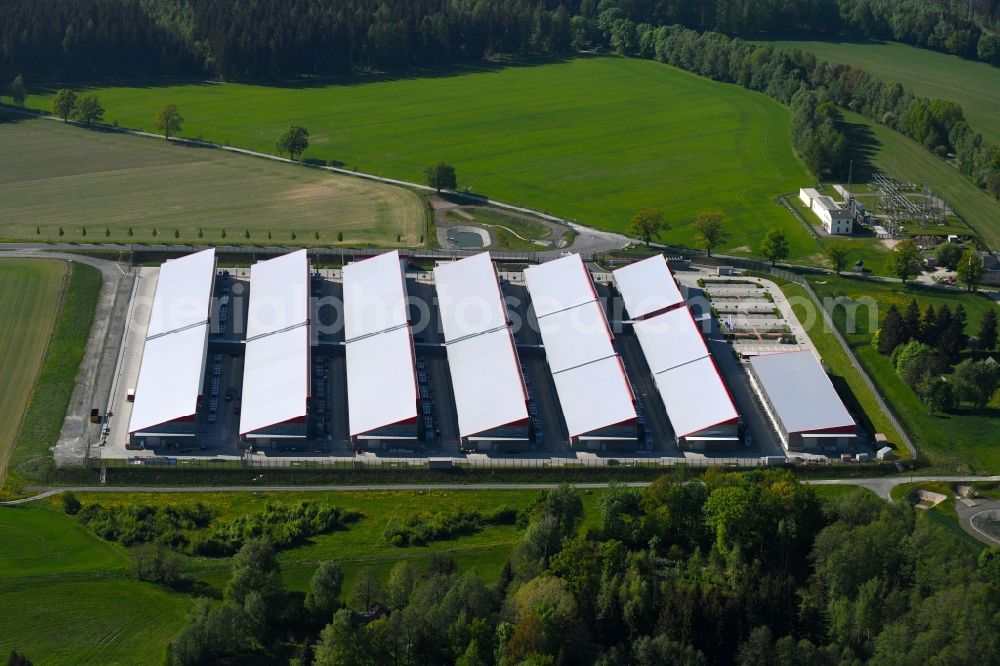 Aerial photograph Falkenstein/Vogtland - Server farm and air-conditioned data processing building complex of Achim Walder service provider Hetzner Online GmbH Am Datacenter-Park in the district Siebenhitz in Falkenstein/Vogtland in the state Saxony, Germany