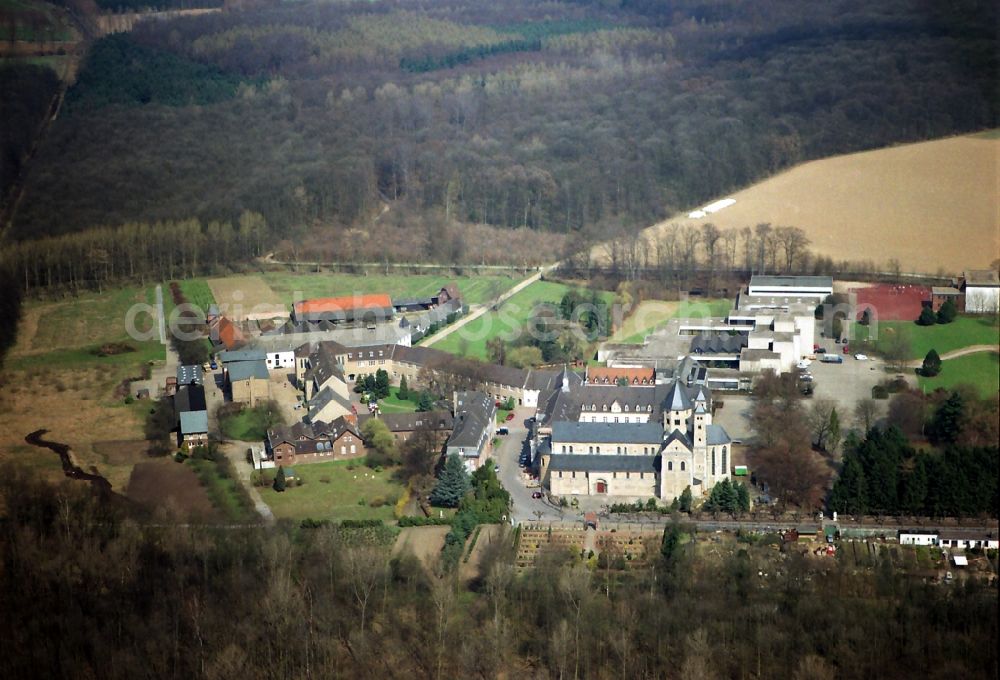 Aerial photograph Dormagen - Complex of buildings of the monastery in the district Knechtsteden in Dormagen in the state North Rhine-Westphalia, Germany