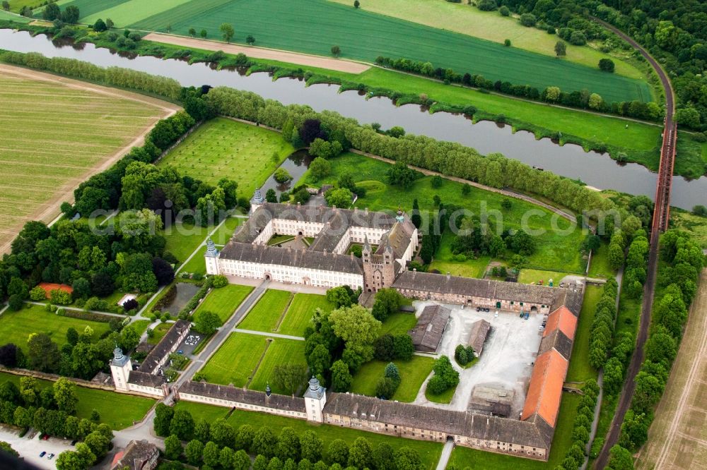 Höxter from the bird's eye view: Complex of buildings of the monastery and Weltkulturerbe Schloss Corvey in the district Corvey in Hoexter in the state North Rhine-Westphalia, Germany