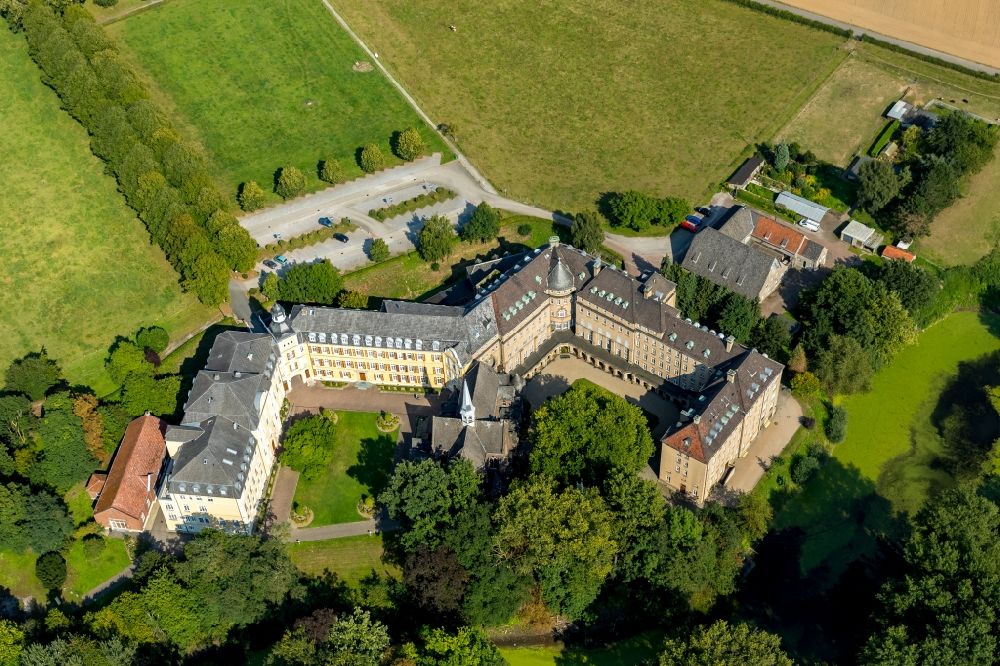 Aerial photograph Rees - Complex of buildings of the monastery Haus Aspel in Rees in the state North Rhine-Westphalia