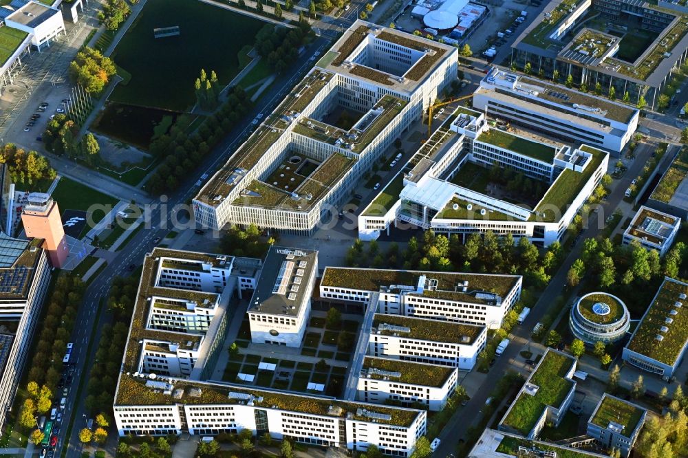München from the bird's eye view: Complex of the hotel building Konrad Buero Business Center on Konrad-Zuse-Platz - Olof-Palme-Strasse in the district Trudering-Riem in Munich in the state Bavaria, Germany