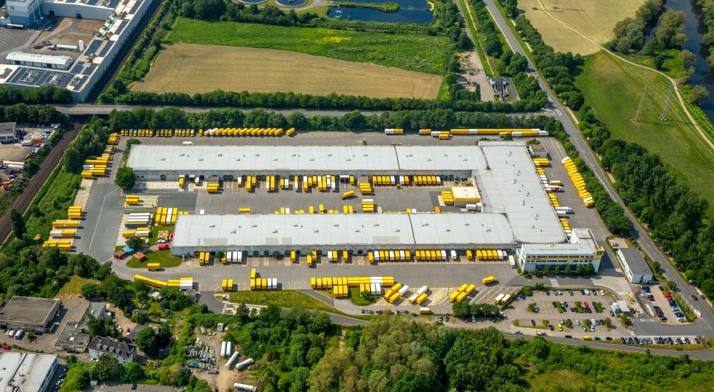 Aerial image Hagen - Building complex and distribution center on the site DHL International GmbH - DHL Group in Hagen in the state North Rhine-Westphalia, Germany